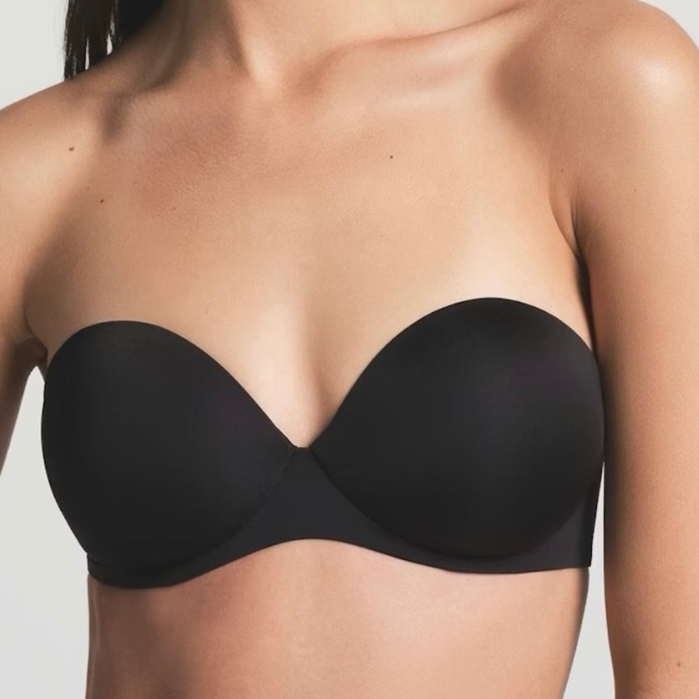 NWT – SKIMS (Size 32C)‎ Ultimate Strapless Push-Up Bra – Onyx